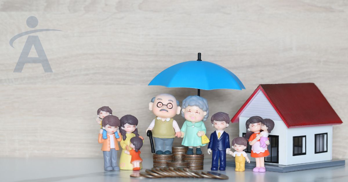 Família reunida e protegida, representando o seguro de vida.